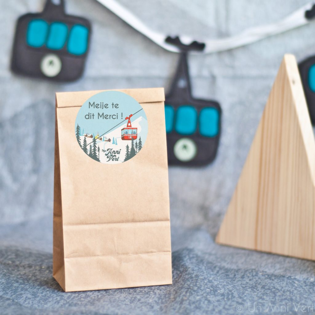 BBLIKE Sac Cadeau Papier - 2 Pochette Cadeau Anniversaire Moyen,Sachet