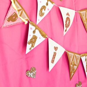 Fanions soirée pyjama décos paillettes et chocolat