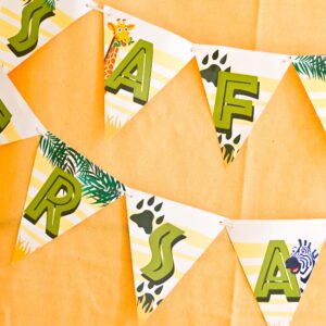Décos fanions anniversaire safari
